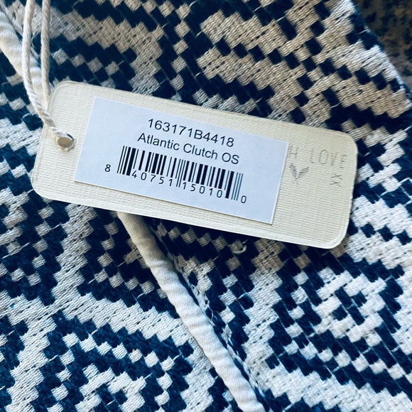 Large Spell Vintage Atlantic Clutch - Picture 10 of 12